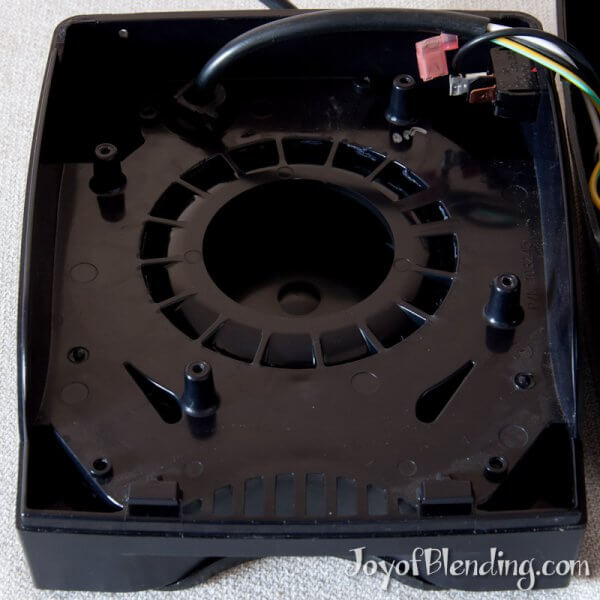 vitamix-base-airflow-system-2