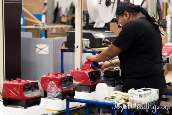 Fitting shells on the Vitamix production line