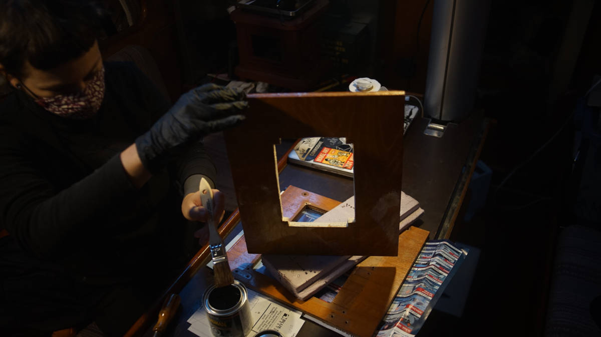 rek painting on some varnish