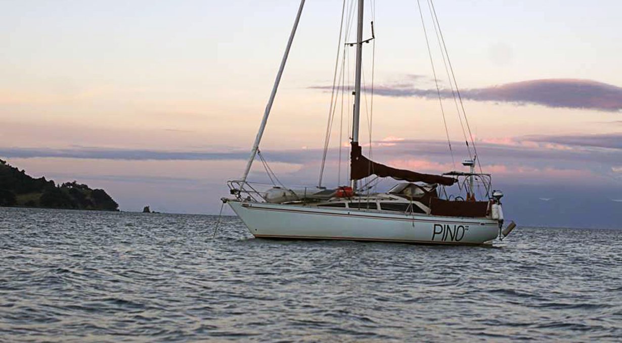 pino at anchor at pakatoa island