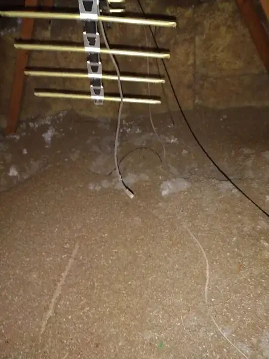 Mystery Antenna - Cable Connection