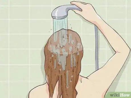 Image titled Temporarily Colour Your Hair Purple at Minimal Cost Step 2