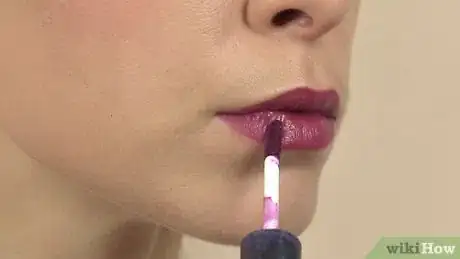 Image titled Set Your Makeup Step 7