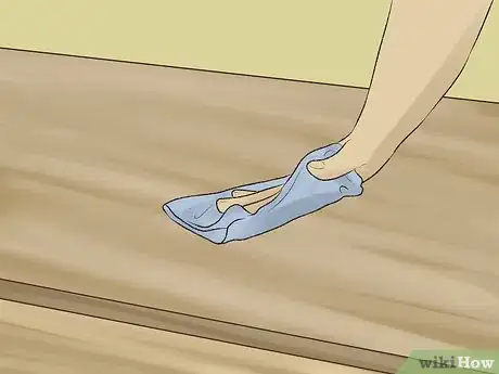 Image titled Clean a Company Office Step 4