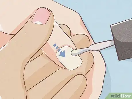 Image titled Use Mirror Powder on Nails Step 1