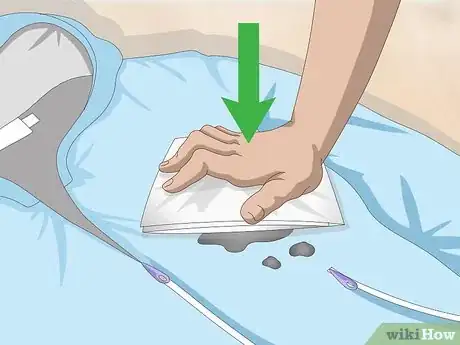 Image titled Clean a Nylon Jacket Step 2