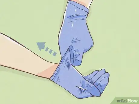 Image titled Temporarily Colour Your Hair Purple at Minimal Cost Step 4