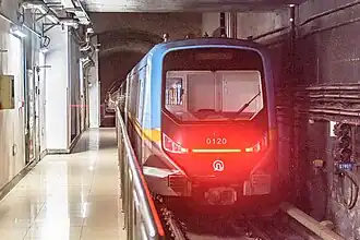 A Line 1 train leaving Taidong station