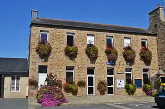 The town hall of Camlez
