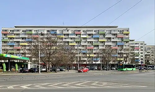 Apartment buildings on Calea Griviței, Bucharest, by Virgil Nițulescu, Cleopatra Alifanti, Mircea Bercovici, Renzo Cărăușu, Nicolae Spirescu, Cristina Neagu and Willy Juster, 1958-1965[123]