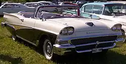 1958 Ford Fairlane 500 Skyliner