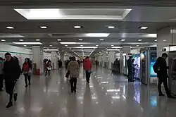 Line 2 passageway linking to Exits 6, 8 and 9