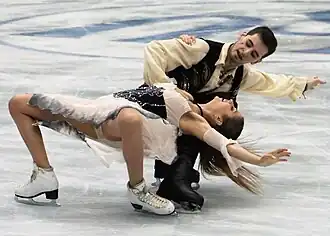 Oleksandra Nazarova and Maksym Nikitin at the 2018 European Championships