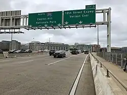 Interstate 395 northbound along the Southwest Freeway at exit 3