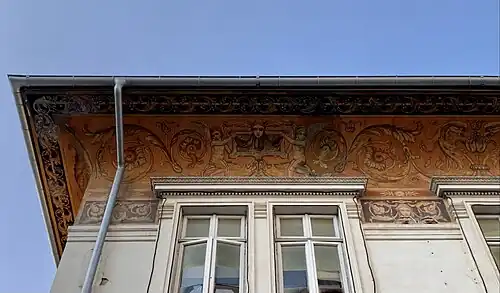 Renaissance Revival grotesque with putti on the Doctor Răuțoiu House (Strada Tache Ionescu no. 29), Bucharest, designed by Gregoire Marc and Ernest Doneaud, c. 1910[19]