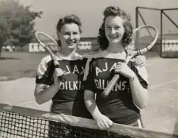 Tennis players from Ajax Dilkins team