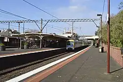 Westbound view from Armadale platform 2 facing platform 1