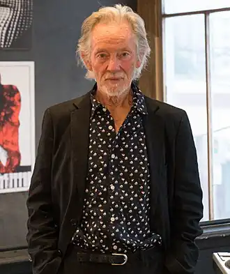 Art_Exhibition_Klaus_Voormann_„It_Started_In_Hamburg”_Vernissage_Oct_30,_2018_(43845854980).jpg
