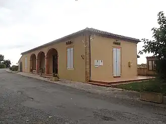 The town hall in Bédéchan