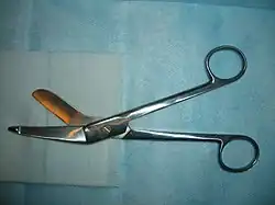 Bandage scissors