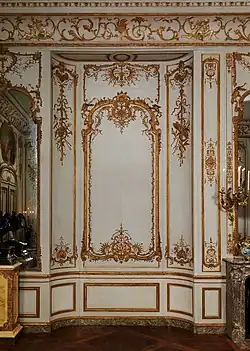 Woodwork in the Hôtel de Varengeville by Nicolas Pineau (1735)