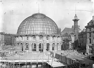Bourse de Commerce dome, Paris, 1811 (photo 1880s)