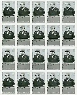 1997 32-cent postage stamp honoring Davis