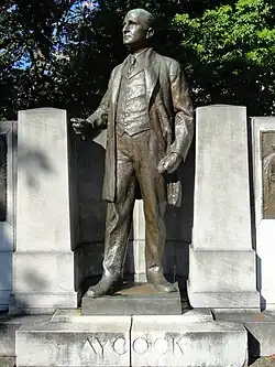 Memorial to Charles Brantley Aycock, North Carolina State Capitol (1941)