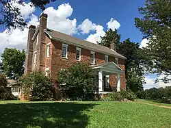 Cross Keys House built in the 1810s at the intersection of the Piedmont Stage Road and the Old Buncombe Road (2018)