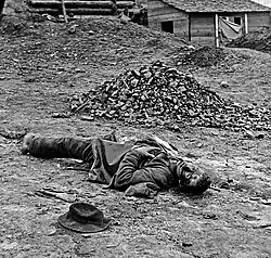 Dead Confederate soldier at Petersburg, Virginia, April 1865