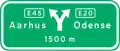 J13: Map-type advance direction sign