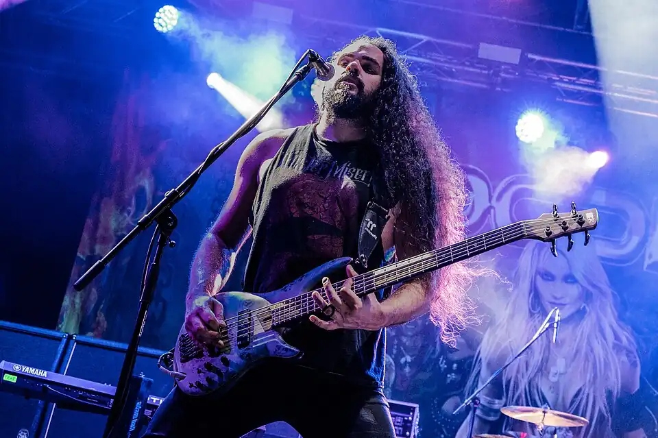 Doro-48 (53065624831).jpg