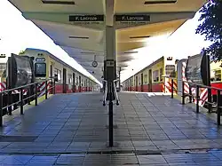 Platforms of Federico Lacroze station