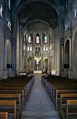 Nave, towards the choir.