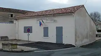 The town hall in Blanzay-sur-Boutonne