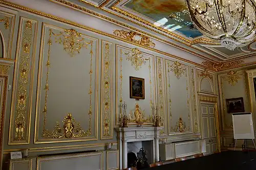 Louis Salon/Ballroom