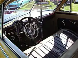 1950 Ford Custom DeLuxe Country Squire interior