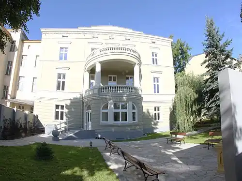 Facade on the garden