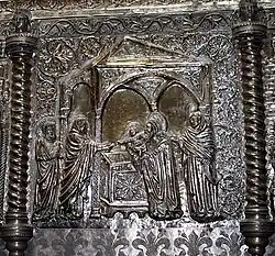 The carving of the relief The Presentation in the Temple is expressively mentioned in the contract for the chest.