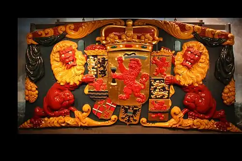 Coat of arms of the republic of the united Netherlands (c. 1665). Sternpiece of the Zeven Provincien.
