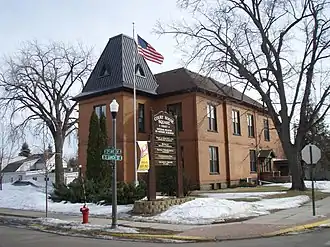 Former Isanti County Courthouse