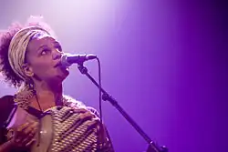 Karolina performing in 2007