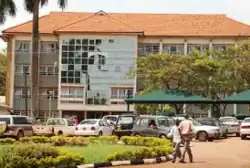 This is the main administrative building of Kyambogo University, also known as the senate building.