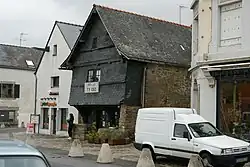 Old house called Ty Coz in place Saint Michel