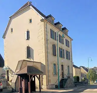 The town hall in Menoux