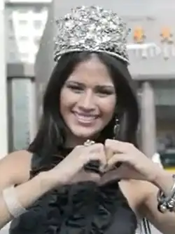 Miss Earth 2011 Olga Álava Ecuador