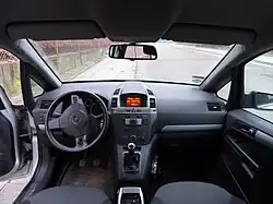 Dashboard (Opel Zafira B 2006)
