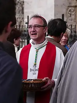 candid portrait photo