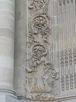 Beaux Arts acanthuses on the Petit Palais, Paris, by Charles Giraud, 1900[21]