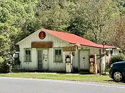 Plemmons Grocery and Feed Store in Luck